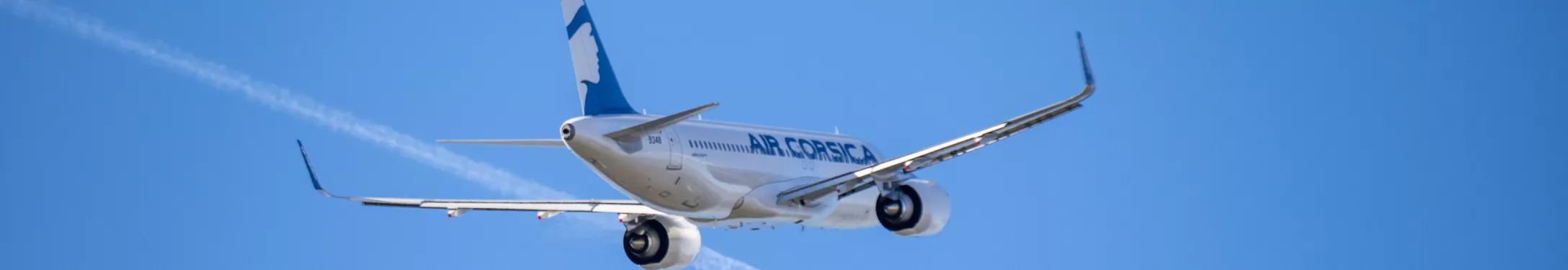 AIR CORSICA - 👜 [Bagage gratuit] 👜 : Avec Air Corsica, chaque passager a  droit GRATUITEMENT à un bagage en soute de 23 kg, et à un bagage cabine  dont le poids